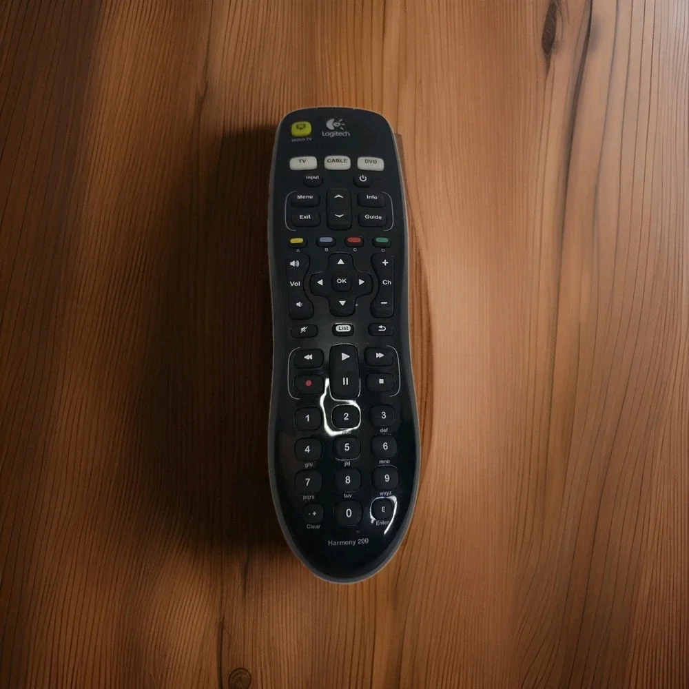 Logitech Harmony 200 Custom Programmable TV CABLE DVD Remote Control